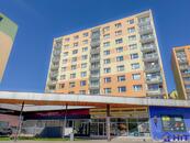 Pěkný byt 4+1/L ul. Budovatelů, cena 17000 CZK / objekt / měsíc, nabízí