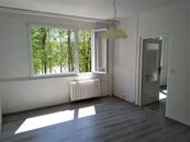 Dlouhodobý pronájem nezařízeného bytu 2 + kk, 47 m2, Liberec Rochlice, cena 12000 CZK / objekt / měsíc, nabízí Mgr. Jan Vodenka