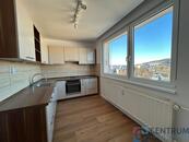 Pronájem moderního bytu 3+1 s lodžií v Jablonci n. N. - Mšeno n. N. - ul. Mládí, cena 17000 CZK / objekt / měsíc, nabízí 