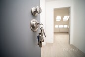 Byt atelier v OV 1+kk, cca 30 m2, Jenišovice okr. Jablonec nad Nisou, cena 2300000 CZK / objekt, nabízí 
